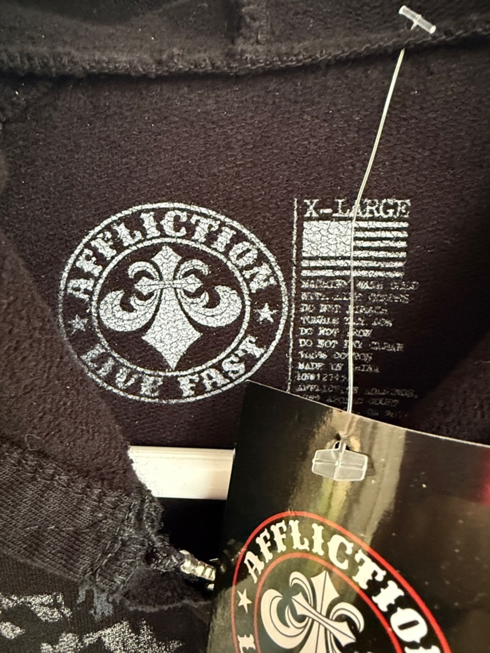 NEW AFFLICTION DEATH EYES BLACK ZIP UP HOODIE SIZE XL NEW WITH TAGS - Picture 3 of 4